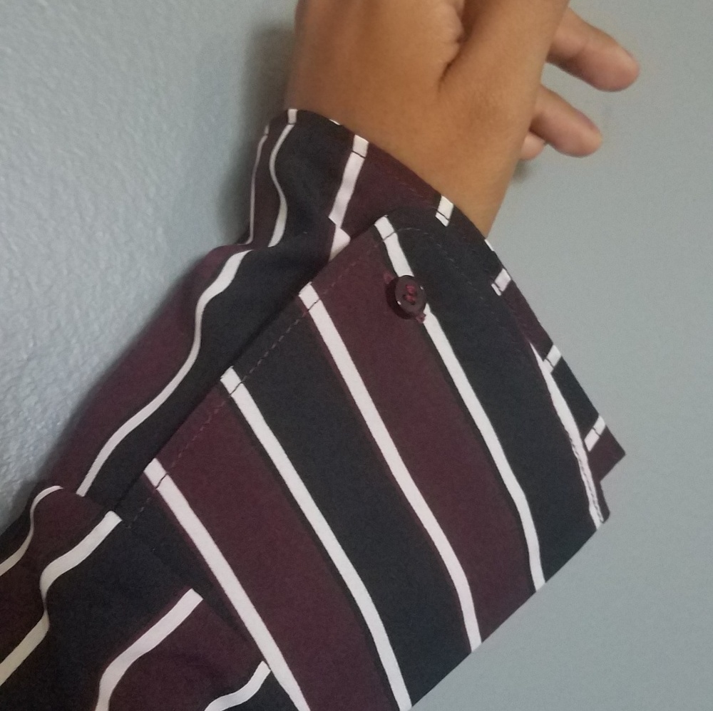 MON CHERI WINE BLACK STRIPED TOP - Picture 5 of 5